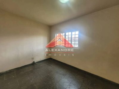 Casa, 3 quartos, 80 m² - Foto 2
