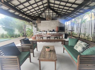Casa, 4 quartos, 249 m² - Foto 1