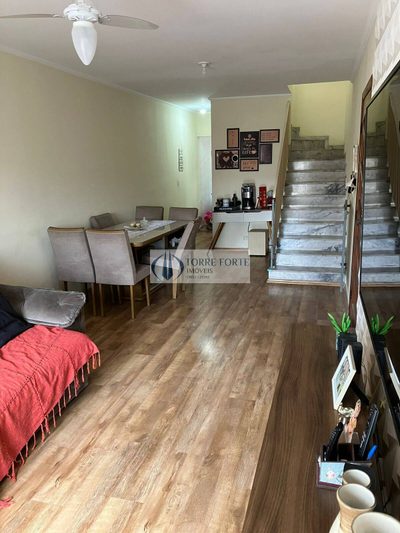 Casa, 4 quartos, 152 m² - Foto 1