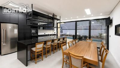Casa, 1 quarto, 306 m² - Foto 4