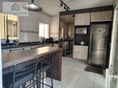 Casa, 3 quartos, 209 m² - Foto 3