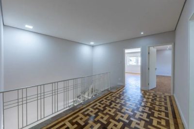 Casa, 4 quartos, 334 m² - Foto 2