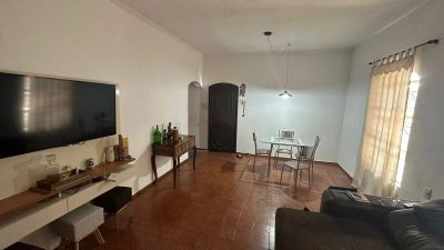 Casa, 3 quartos, 230 m² - Foto 3