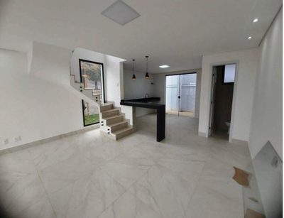 Casa, 3 quartos, 96 m² - Foto 1