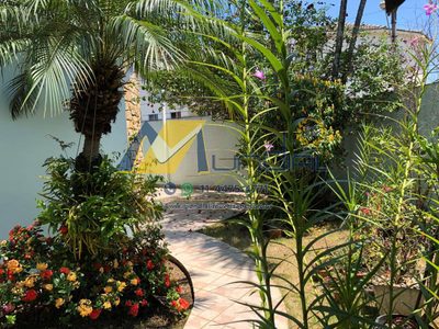 Sobrado, 394 m² - Foto 1