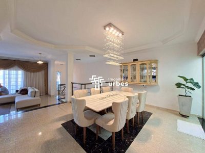 Casa, 3 quartos, 300 m² - Foto 4