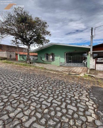 Casa, 4 quartos, 233 m² - Foto 1