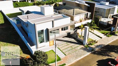 Casa, 5 quartos, 361 m² - Foto 2
