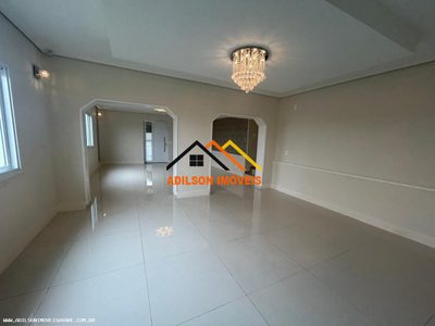 Casa, 3 quartos, 211 m² - Foto 2