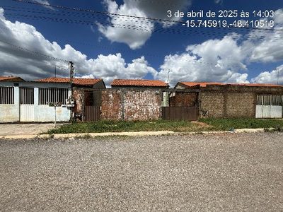 Casa, 2 quartos, 180 m² - Foto 1