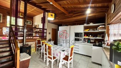 Casa, 5 quartos, 158 m² - Foto 2