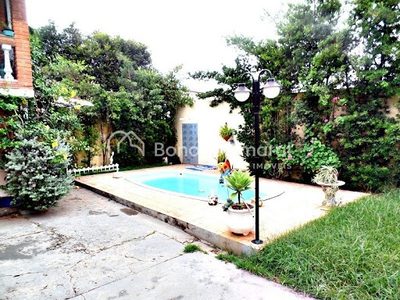 Casa, 3 quartos, 255 m² - Foto 1