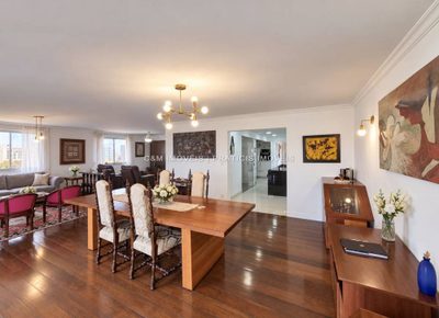Apartamento, 3 quartos, 200 m² - Foto 1