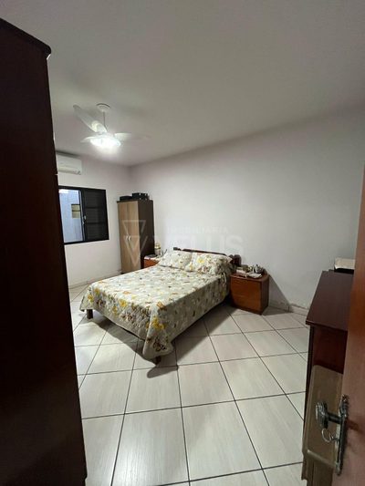 Casa, 3 quartos, 156 m² - Foto 4
