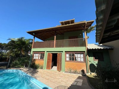 Casa, 4 quartos, 203 m² - Foto 1