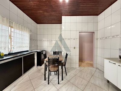 Casa, 4 quartos, 121 m² - Foto 1