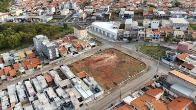 Terreno, 2365 m² - Foto 1