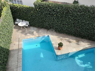 Sobrado, 4 quartos, 550 m² - Foto 1