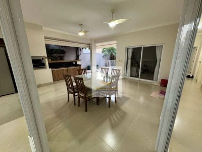 Casa, 3 quartos, 290 m² - Foto 2