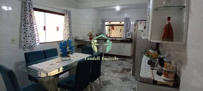 Sobrado, 3 quartos, 194 m² - Foto 2