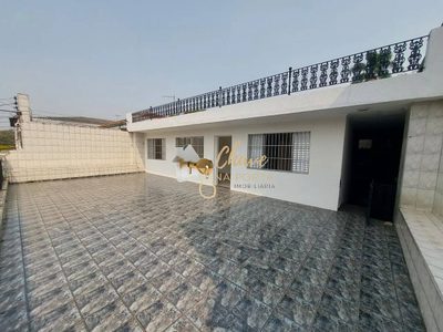 Casa, 6 quartos, 252 m² - Foto 1