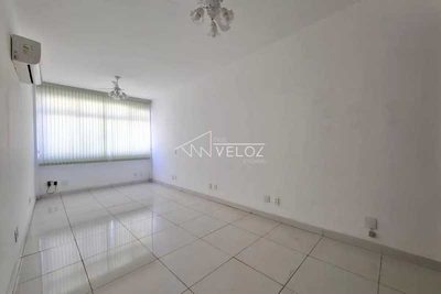 Apartamento, 1 quarto, 29 m² - Foto 2