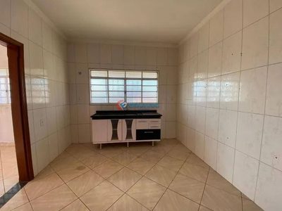 Casa, 1 quarto, 250 m² - Foto 2