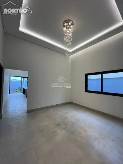 Casa, 1 quarto, 198 m² - Foto 2