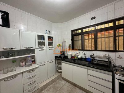 Casa, 3 quartos, 158 m² - Foto 4