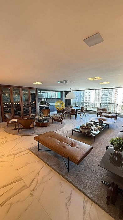 Apartamento, 4 quartos, 305 m² - Foto 1