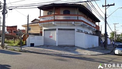 Sobrado, 2 quartos, 210 m² - Foto 1