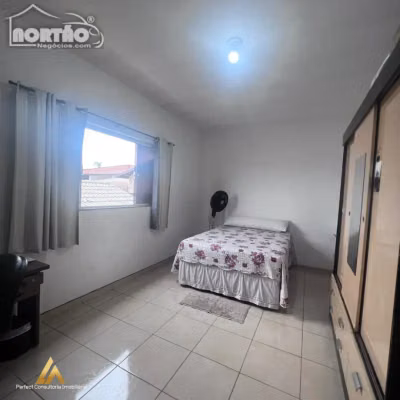 Casa, 3 quartos, 139 m² - Foto 3