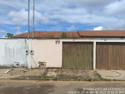 Casa, 2 quartos, 100 m² - Foto 1