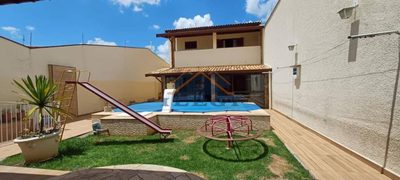 Casa, 3 quartos, 209 m² - Foto 4