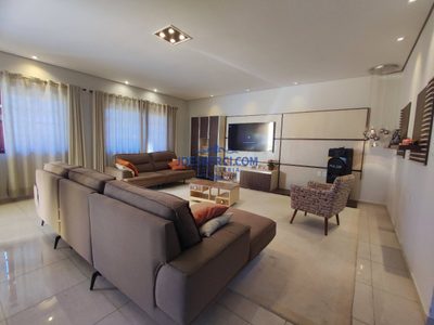 Casa, 3 quartos, 300 m² - Foto 1