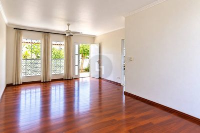 Sobrado, 4 quartos, 237 m² - Foto 2