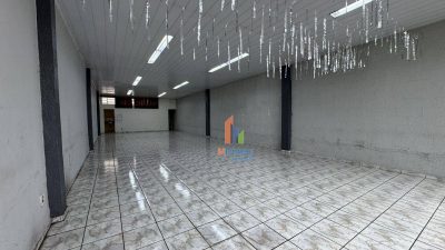 Loja-Salão, 140 m² - Foto 1