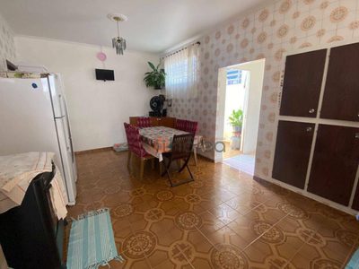 Casa, 3 quartos, 240 m² - Foto 2
