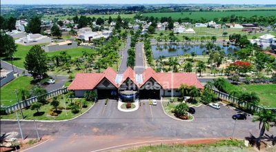 Loteamento e Condomínio, 598 m² - Foto 1