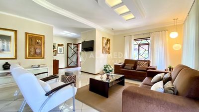 Casa, 5 quartos, 290 m² - Foto 4