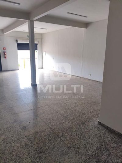 Loja-Salão, 210 m² - Foto 2