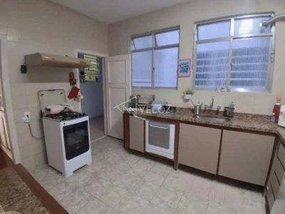Apartamento, 3 quartos, 216 m² - Foto 2