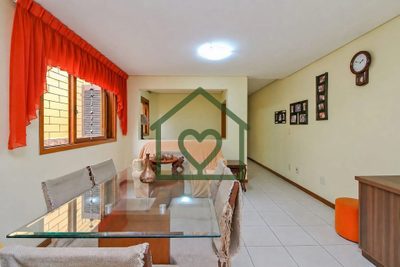 Casa, 3 quartos, 219 m² - Foto 2