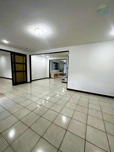 Casa, 5 quartos, 460 m² - Foto 2