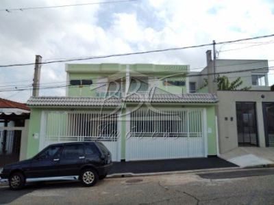 Sobrado, 3 quartos, 250 m² - Foto 1