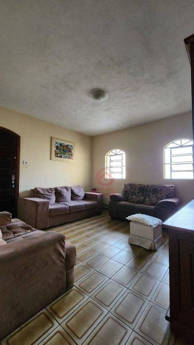 Casa, 3 quartos, 256 m² - Foto 3