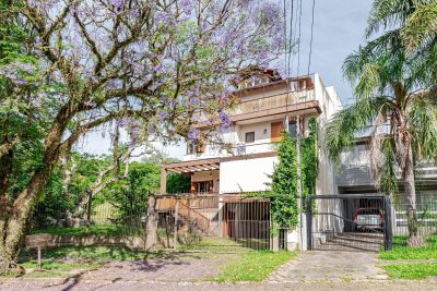 Casa, 3 quartos, 282 m² - Foto 1
