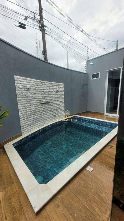 Casa, 3 quartos, 137 m² - Foto 1