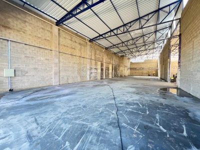 Depósito-Galpão, 313 m² - Foto 1