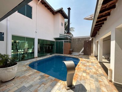 Sobrado, 5 quartos, 339 m² - Foto 1